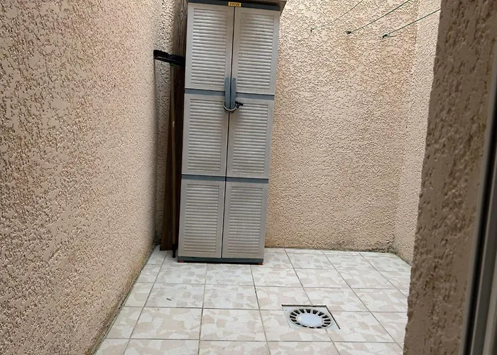 Sp480-192 Maison 2 Pièces Mezz 5 Couchages Pierre La * Saint-Pierre-la-Mer (Aude)